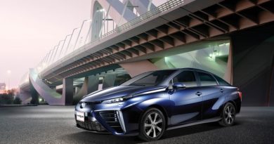 Obiettivo Toyota auto fuel cell prezzi dimezzati nel 2020