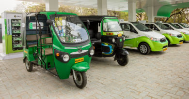10.000 veicoli elettrici: la via indiana alla batteria passa da tricicli, risciò