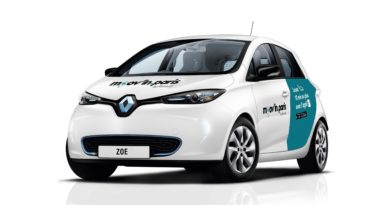 Per la mobilità elettrica condivisa Renault e ADA puntano sull'app Moov'in.Paris