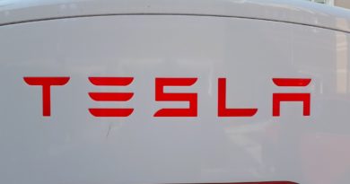 Senza rosso nei conti del terzo trimestre 2018 Tesla si attrezza per il futuro
