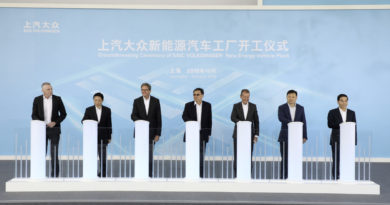 Via al nuovo impianto di Shanghai in cui nasceranno le elettriche "tedesche" per la Cina 1