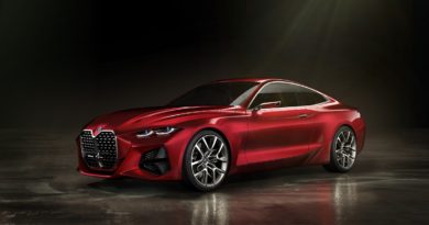 Con Concept 4 BMW cambia stile, ma non cambia approccio al settore elettrico