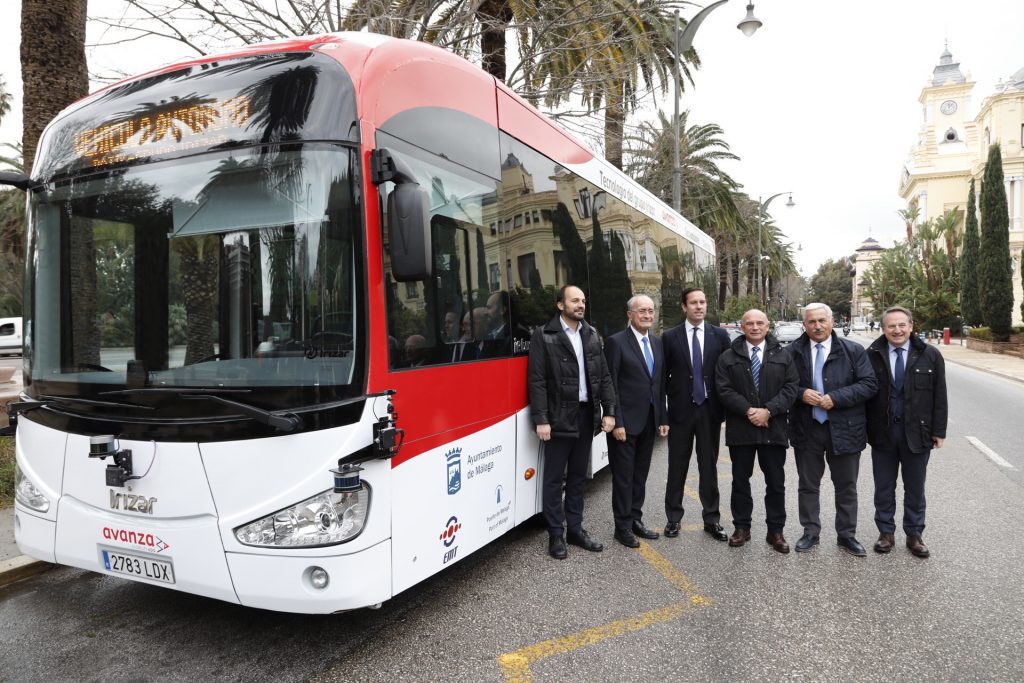 Debutterà presto a Malaga il primo autobus autonomo Irizar