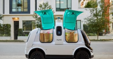 La California autorizza i veicoli autonomi R2 per le consegne merci