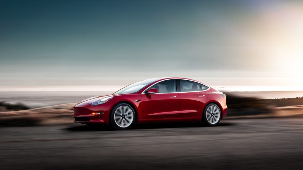 Sorpresa sulla Tesla Model 3: anche l'americana è predisposta per la tecnologia V2G