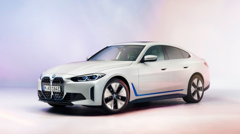 Dalla I4 alla Neue Klasse, BMW dice addio alle convenzioni