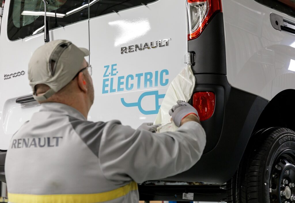 Il cuore della produzione elettrica Renault nel Nord della Francia