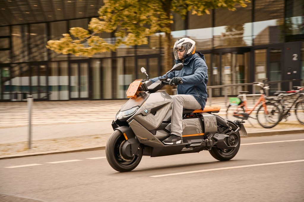 Sarà così lo scooter elettrico BMW CE 04 1