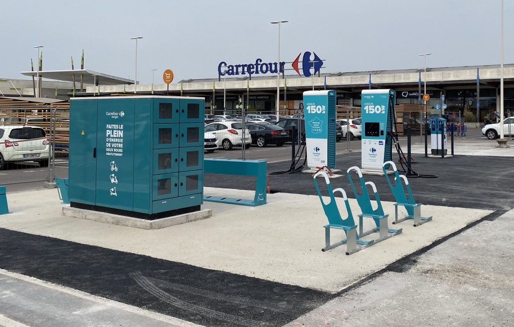 Più facile ricaricare ai supermercati Carrefour:  in Francia, per iniziare