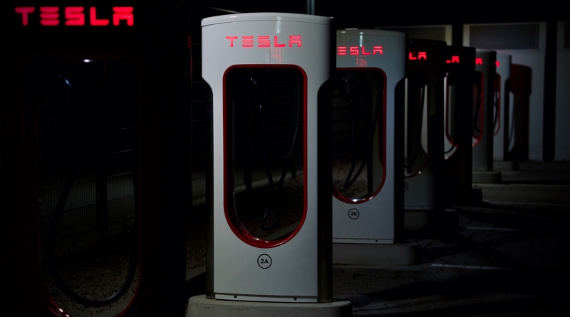 La rete di ricarica Tesla è la vera macchina da soldi di Elon Musk 1