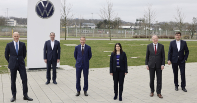 A Wolfsburg niente Trinity: sì nuova Golf e SUV elettrico