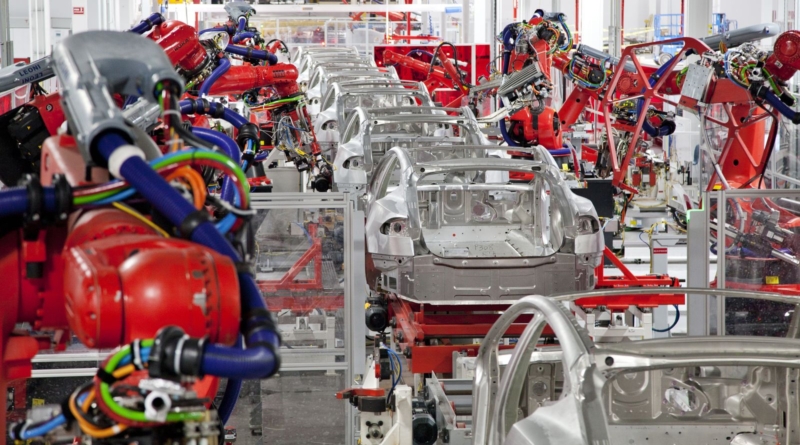 Saranno i robot di GigaBerlin a costruire la Tesla per tutti. Forse